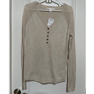 Kaisely long sleeved top